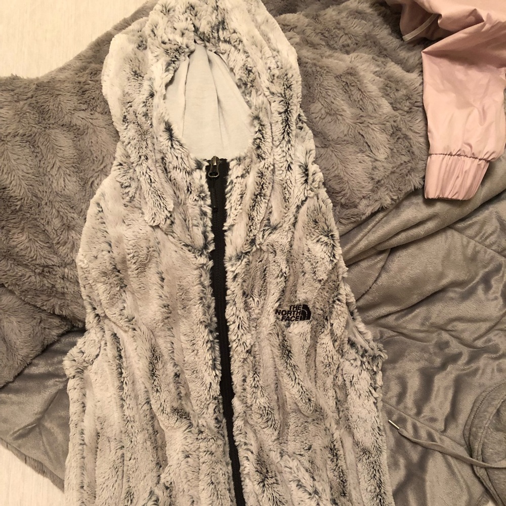 North face vest